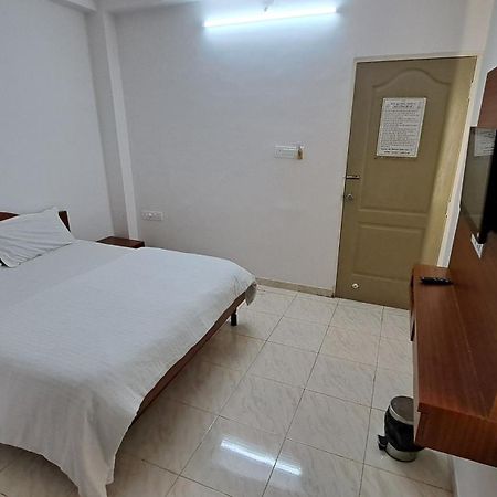 Hotel Dhruv Palace Trimbak Extérieur photo