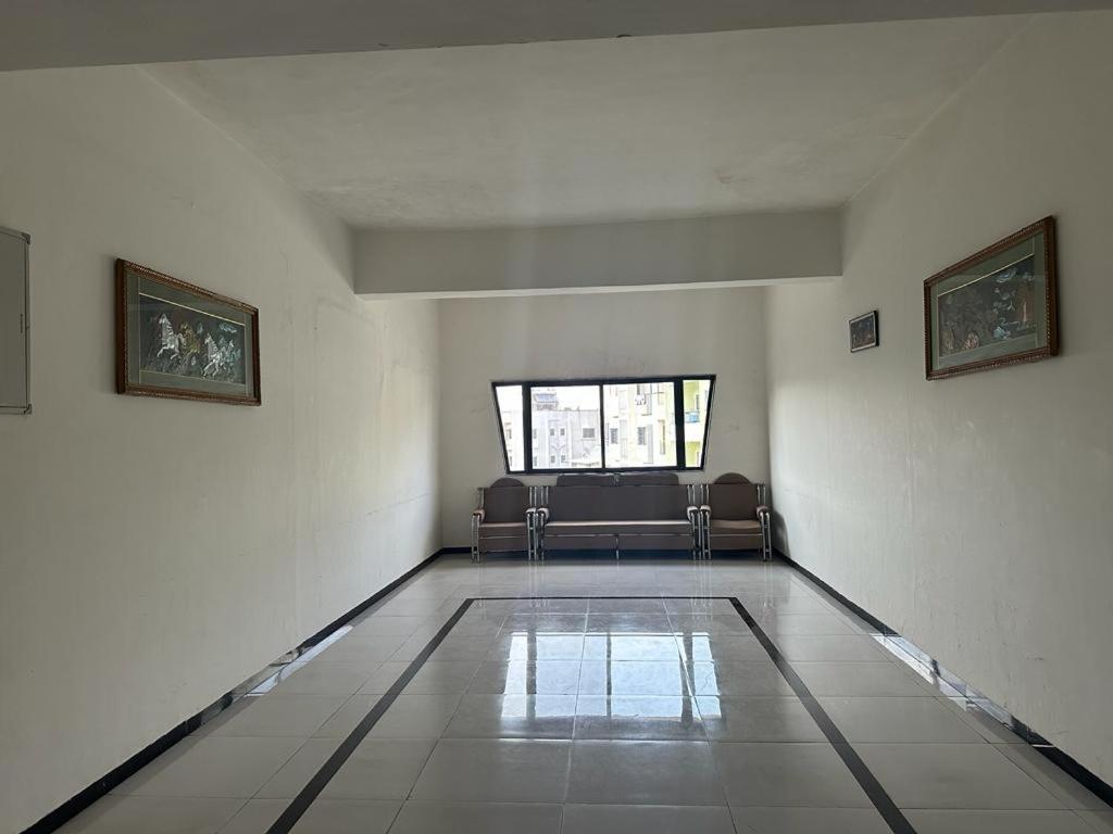 Hotel Dhruv Palace Trimbak Extérieur photo
