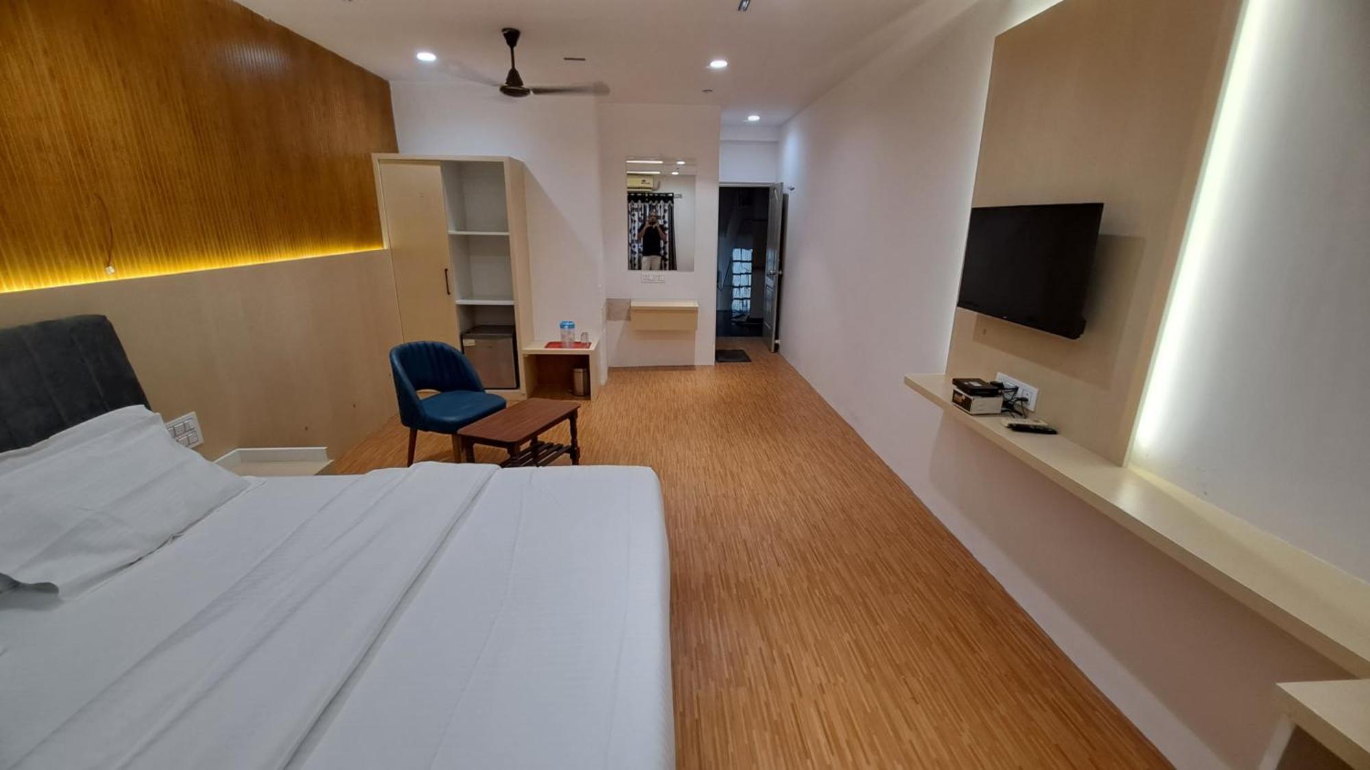 Hotel Dhruv Palace Trimbak Extérieur photo