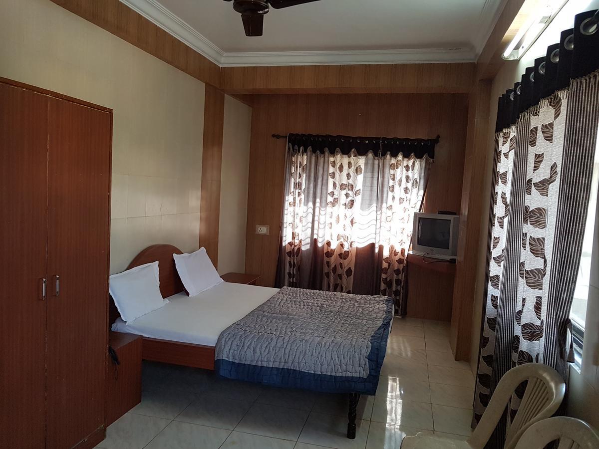 Hotel Dhruv Palace Trimbak Extérieur photo