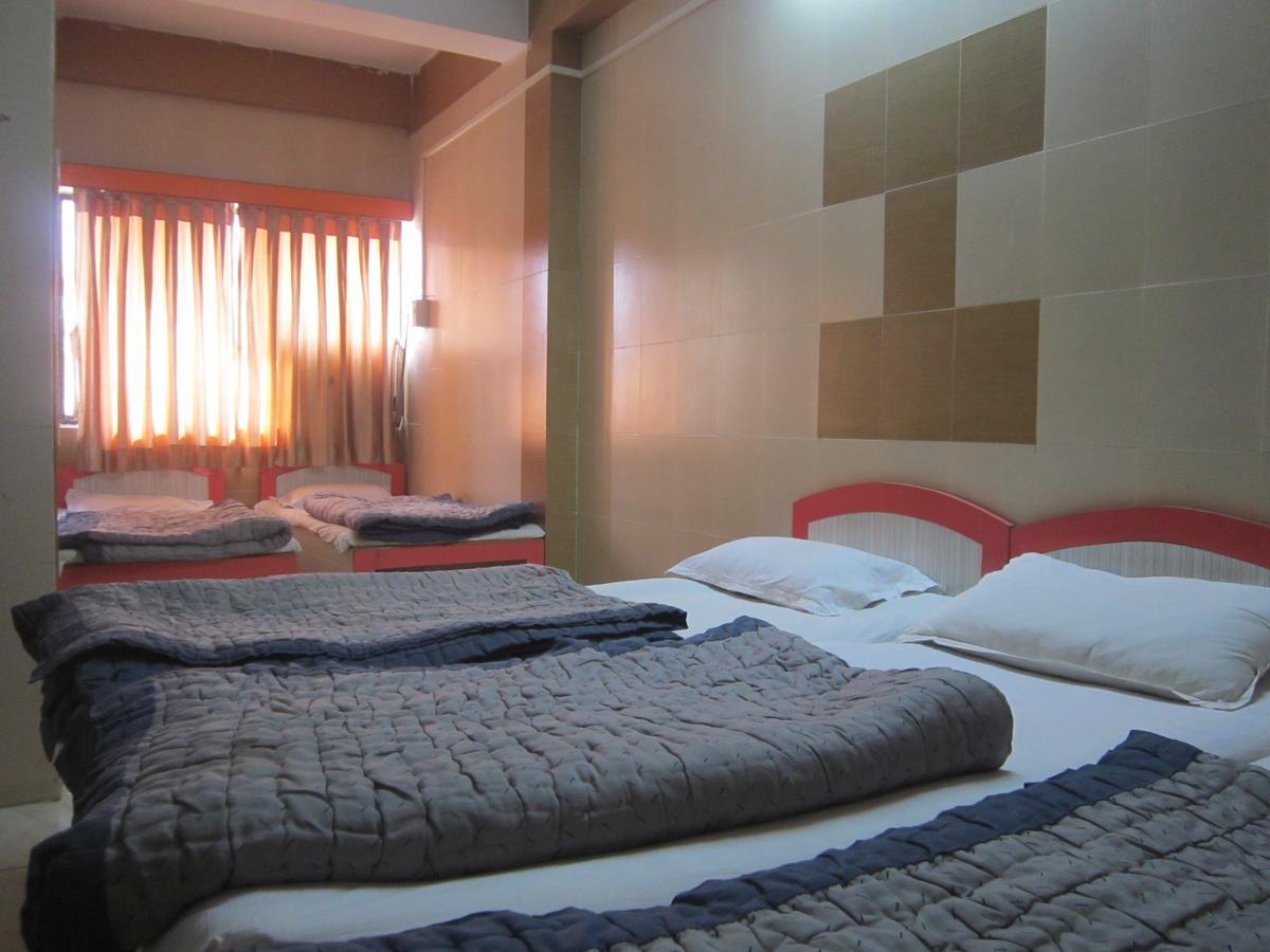 Hotel Dhruv Palace Trimbak Extérieur photo